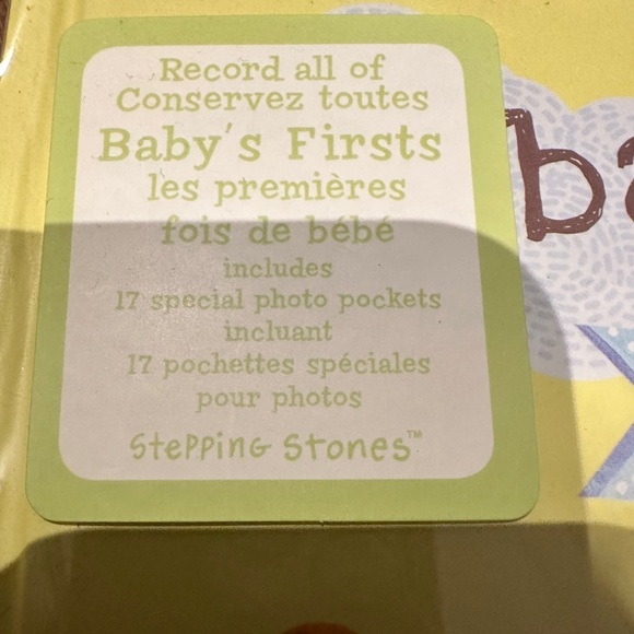 🎁 FREE GIFT WITH PURCHASE when you spend $20 
Baby book - Picture 2 of 5
